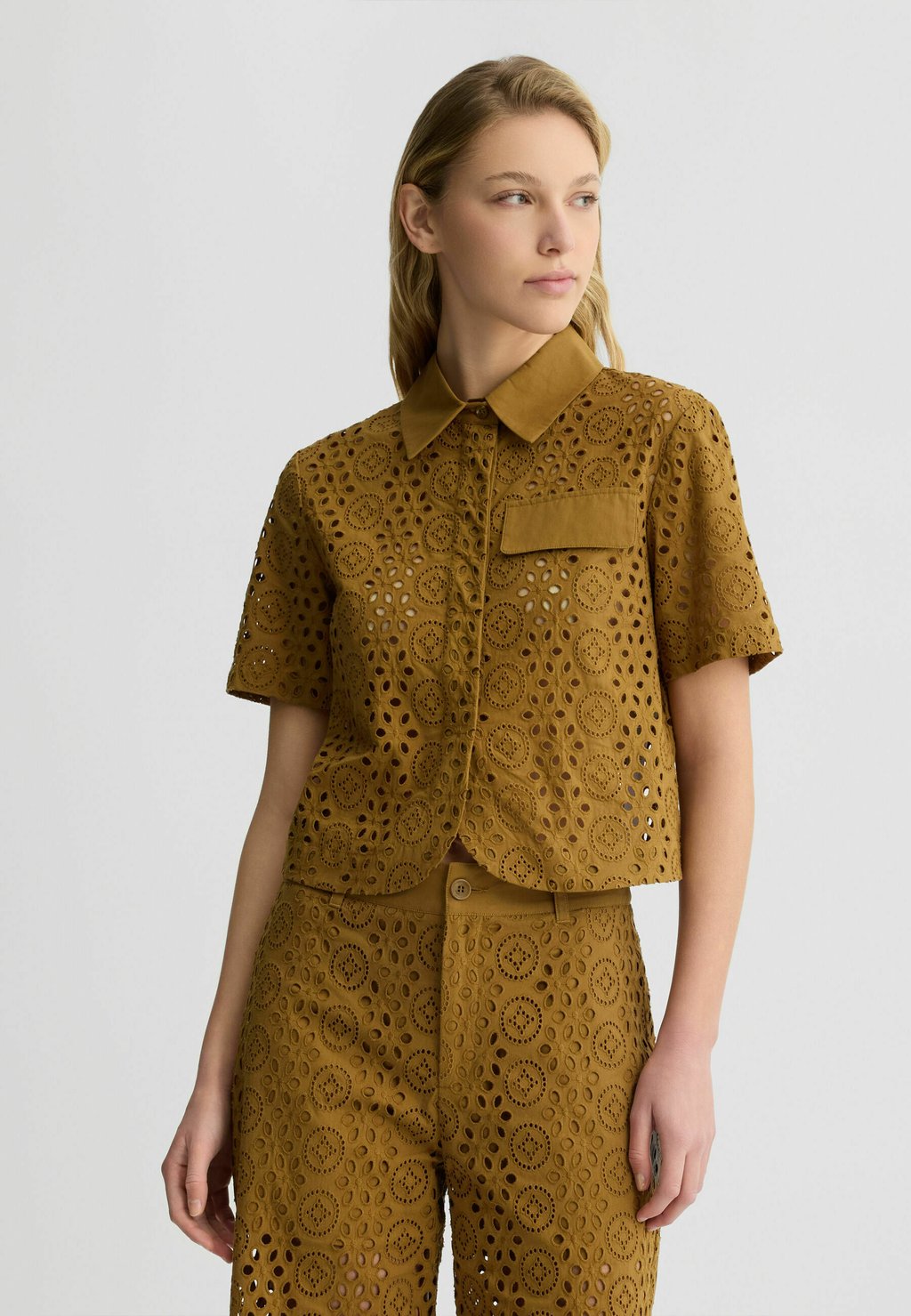 

Блузка на пуговицах CROPPED WITH EMBROIDERY LIU JO, коричневый