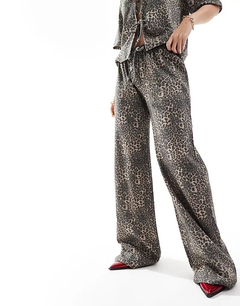 

Широкие брюки леопардового цвета ASOS DESIGN