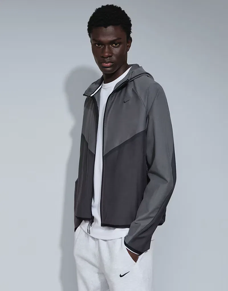 Вязаная ветровка Nike Tech Shori Full-Zip Knit Windrunner Jacket, Multigrey — фото 2