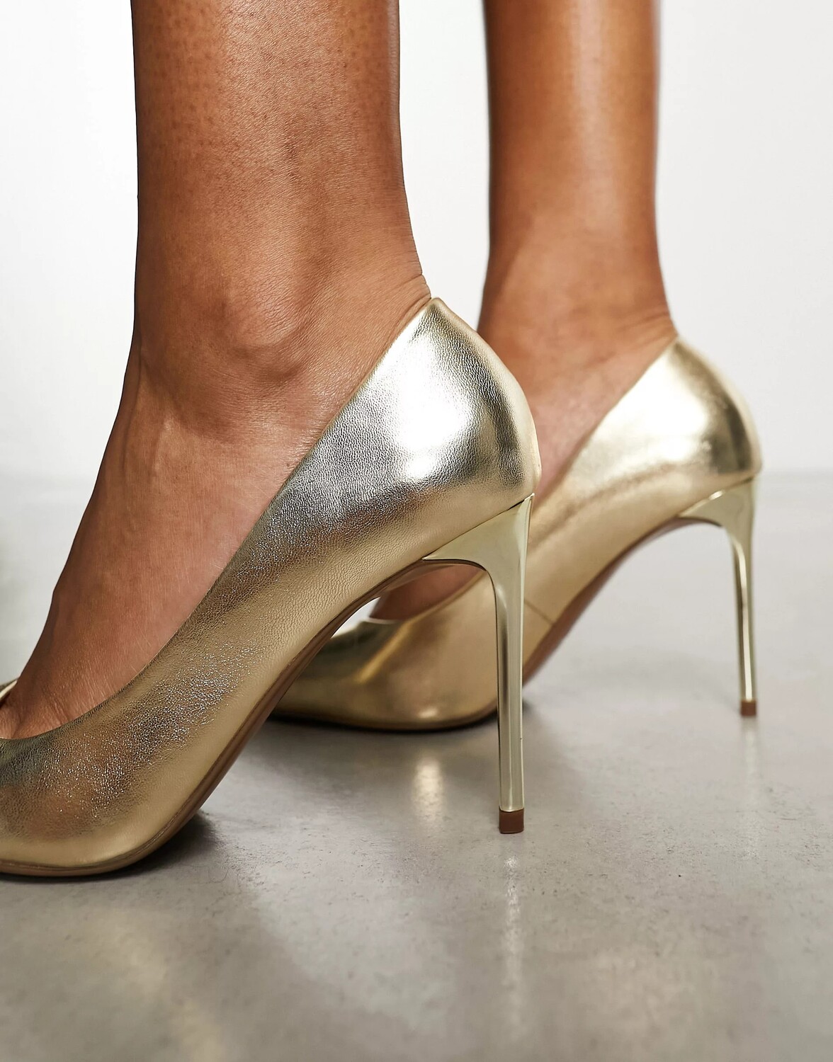 Туфли Asos Design Paphos Pointed High Heeled Court, золотой — фото 2