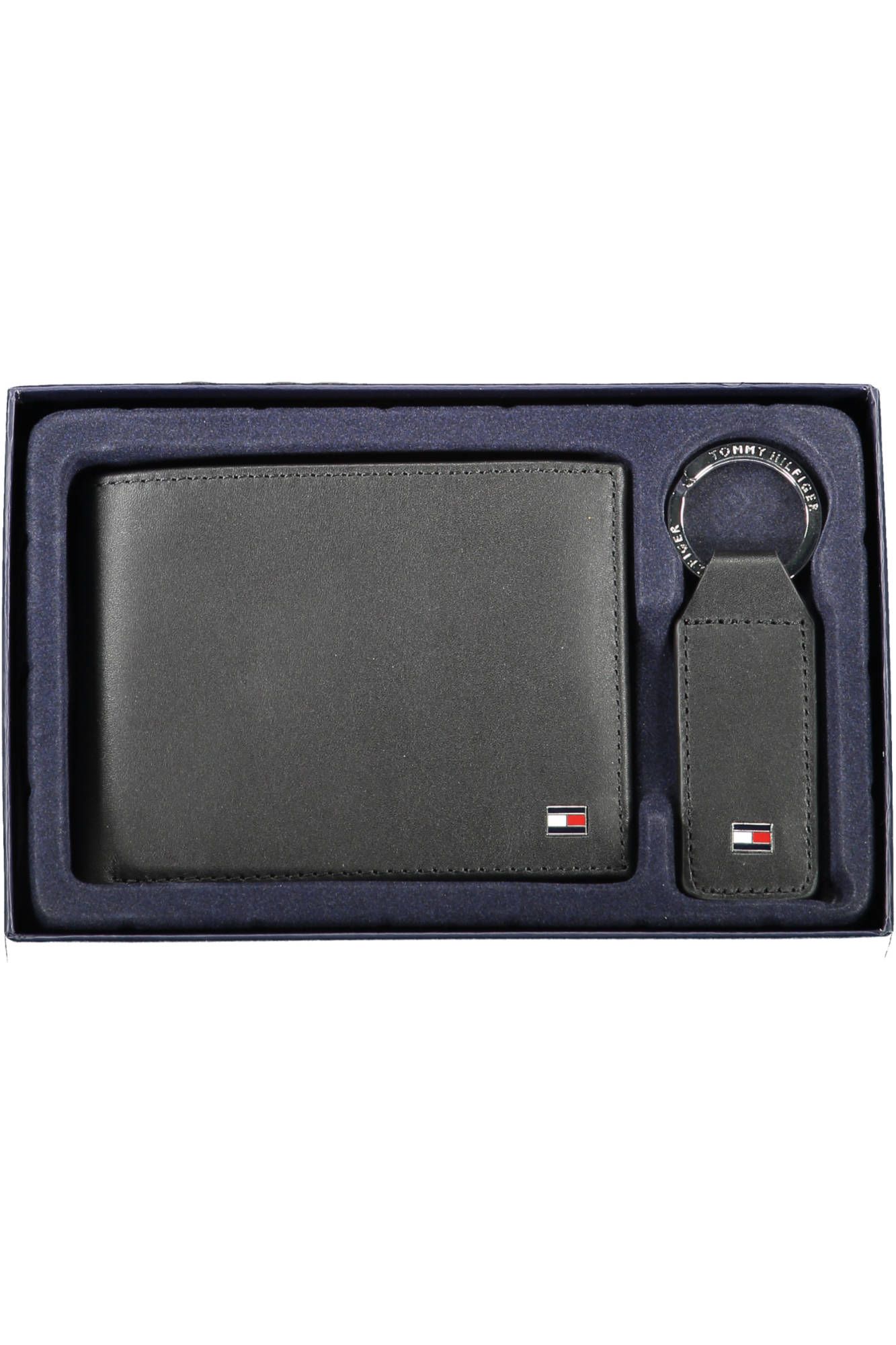 

Черный кожаный мужской кошелек Tommy Hilfiger