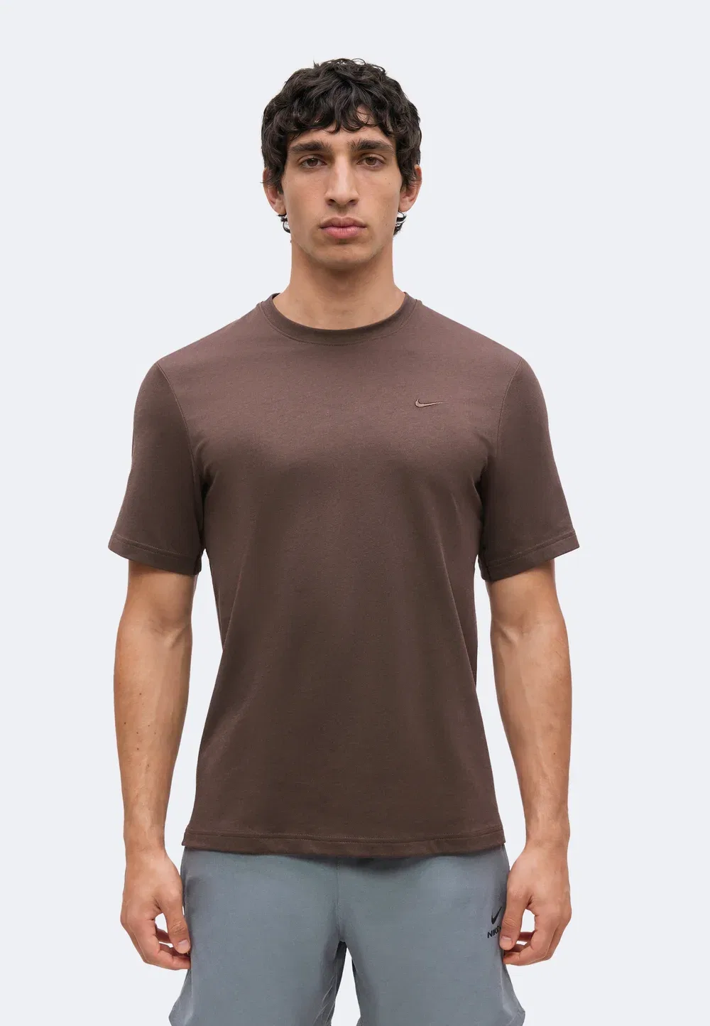 M nk df primary stmt ss - спортивная футболка Nike Performance, Baroque Brown