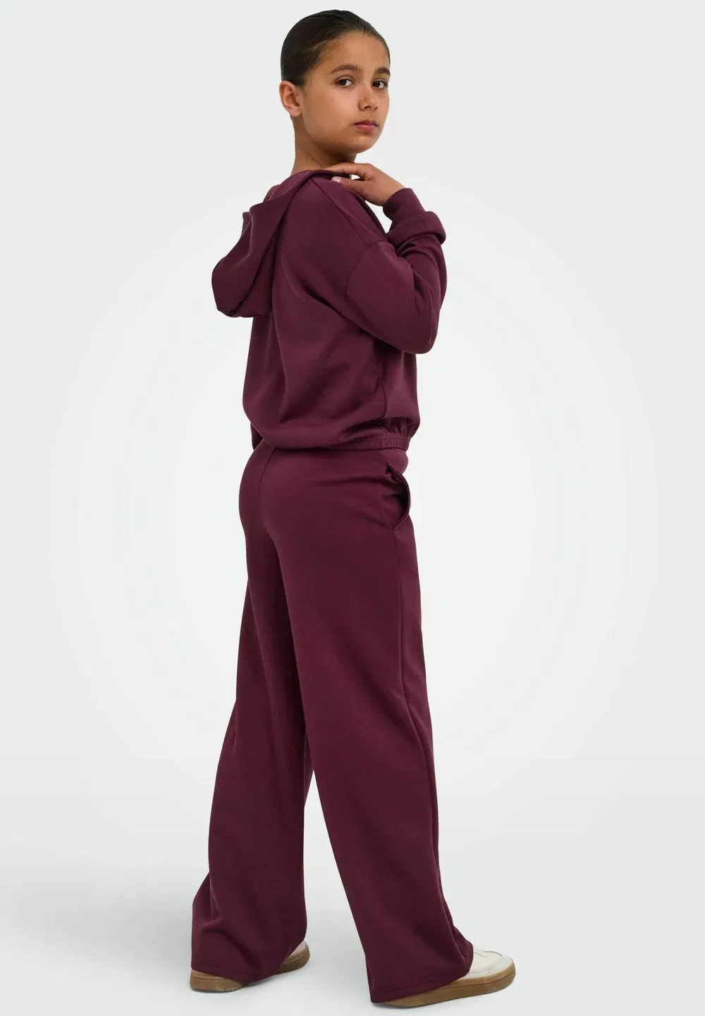 Hose mit weitem beinschnitt kogada-nella weiter beinschnitt шланг mit weitem beinschnitt - спортивные штаны Only Girls, Fig — фото 3