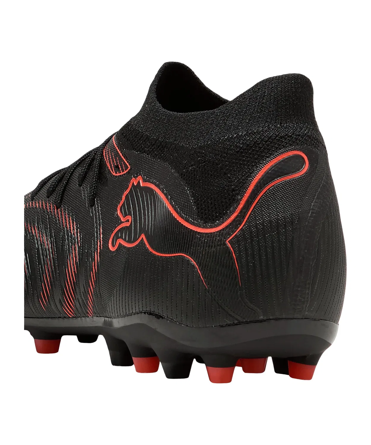 Детские футбольные бутсы для мальчиков с шнуровкой Future 9 Match Mg PUMA PUMA Black Red Bright Grey Strong — фото 4