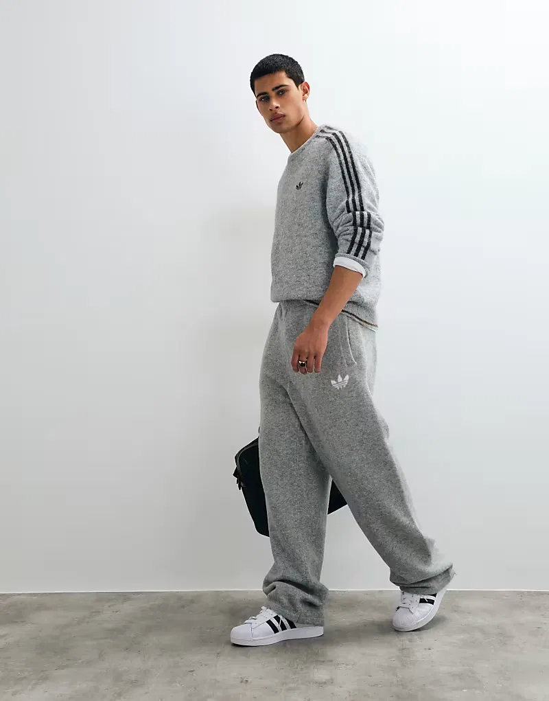 Вязаные спортивные брюки прямого кроя Adidas Originals серого