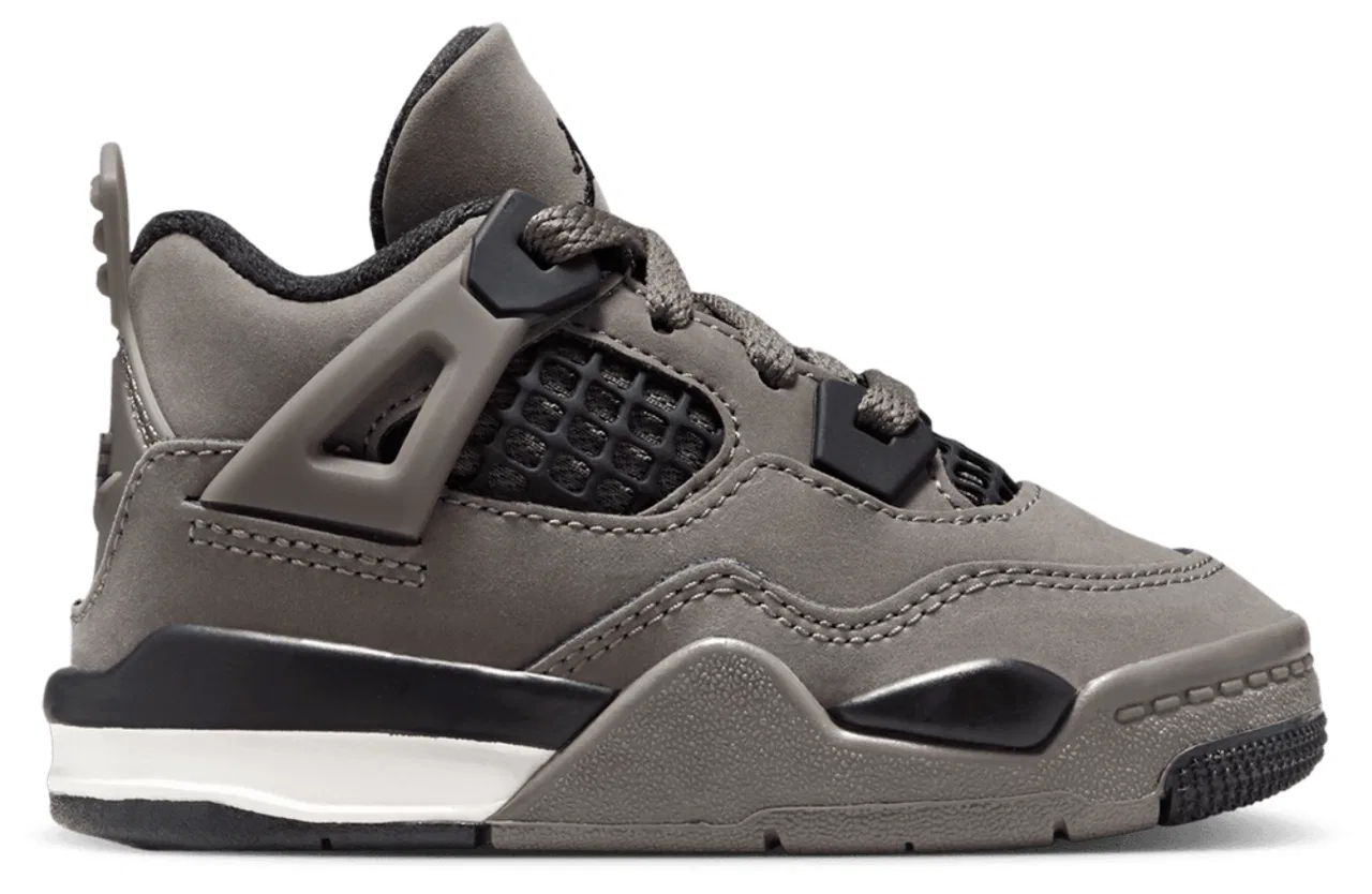 Кроссовки для мальчиков Retro 4 Remastered Jordan, цвет Moon Particle/Cave Stone/Black