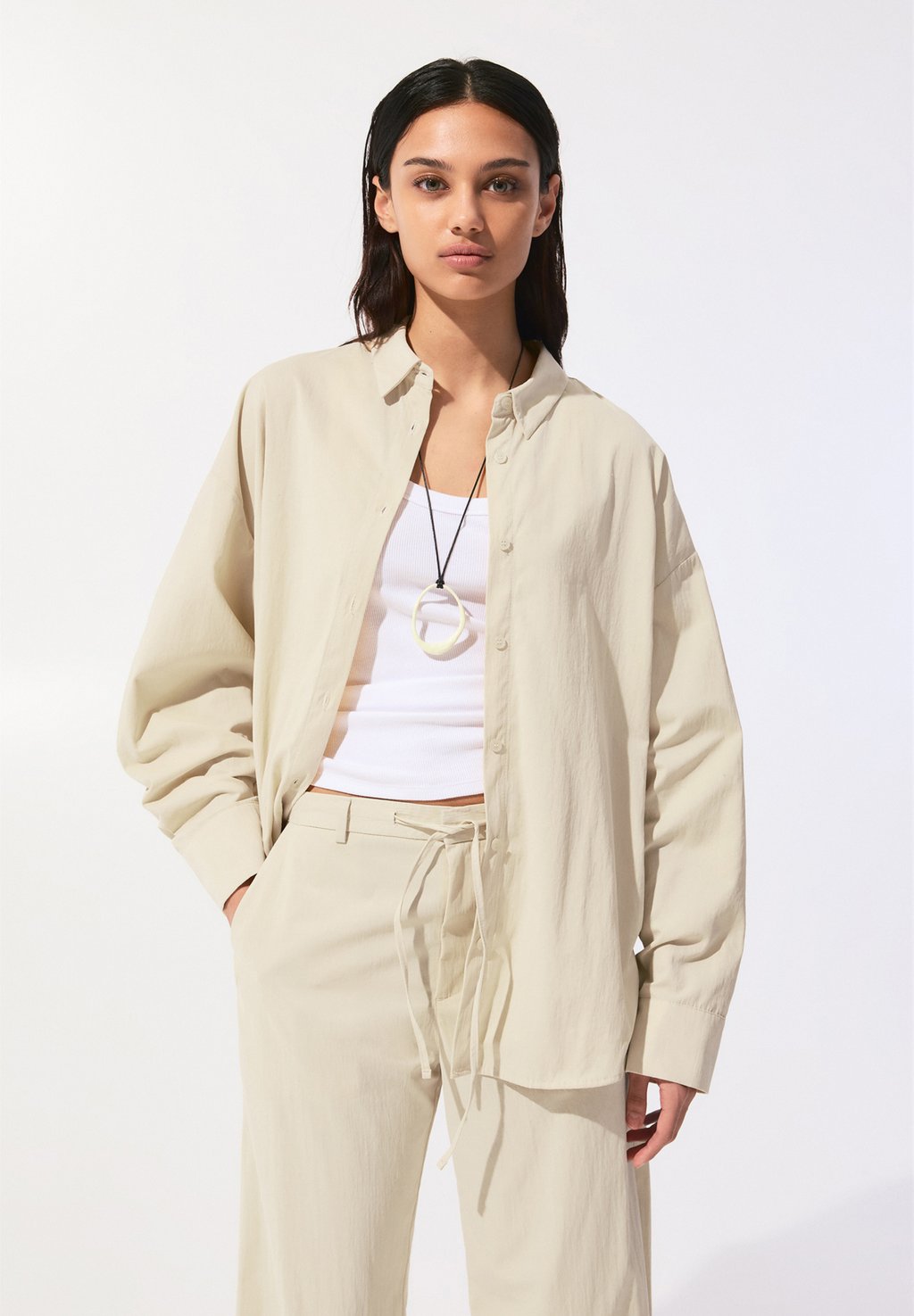 

Блузка на пуговицах OVERSIZE LONG SLEEVE PULL&BEAR, бежевый