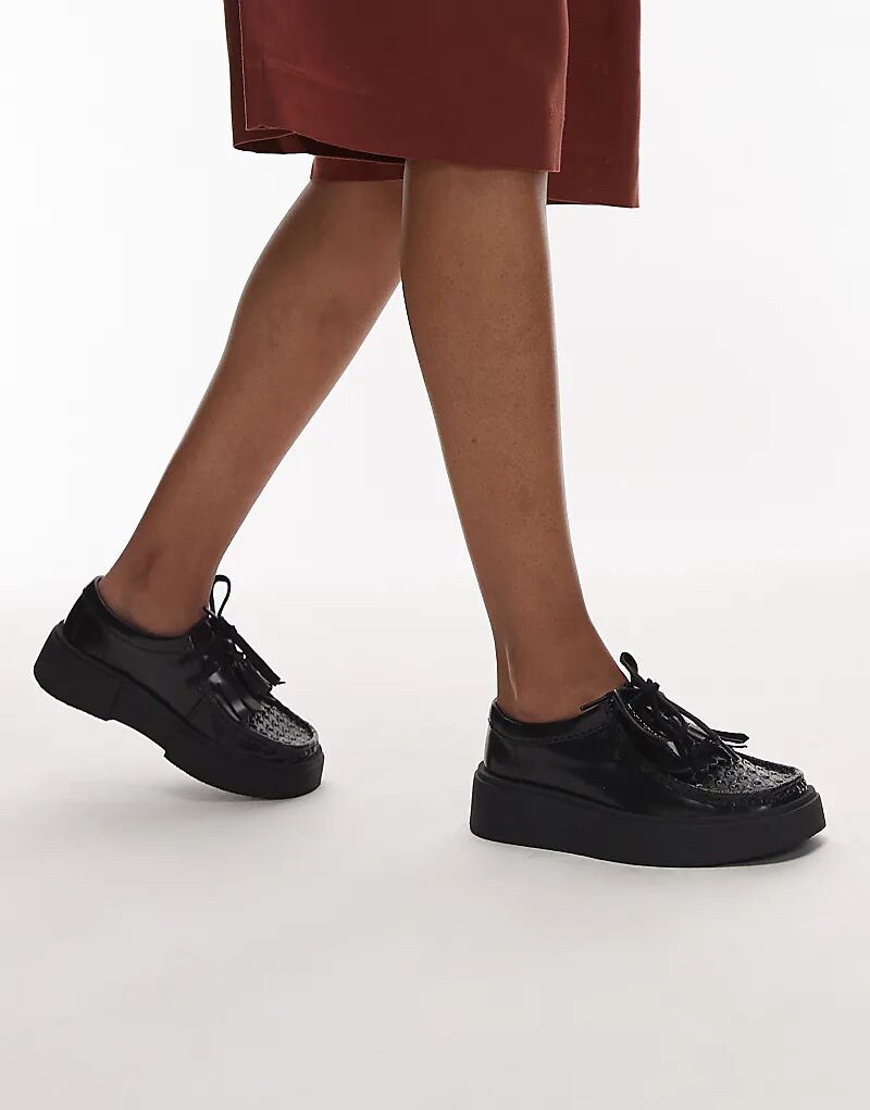 Туфли Clarks Torview из кожи с кисточками и узором «ёлочка» чёрного цвета