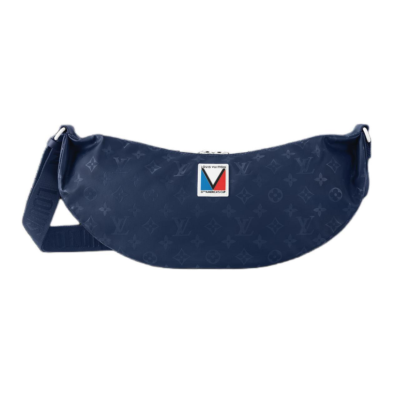 

LOUIS VUITTON Сумка через плечо