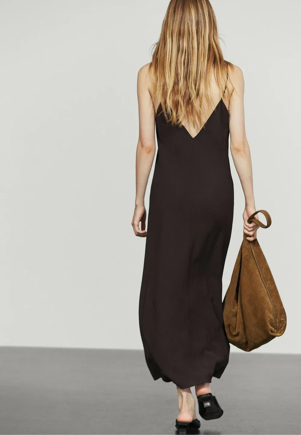 Струящееся атласное платье миди - платье макси Massimo Dutti, Brown — фото 3