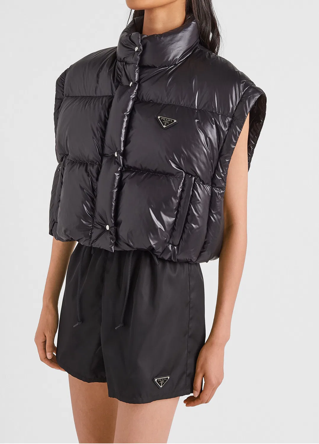 Куртка пуховик Prada Re-Nylon, black — фото 4