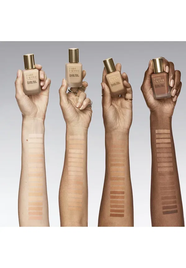Стойкий макияж Double Wear - тональная основа 30 мл Estee Lauder, цвет 3c2 pebble — фото 4