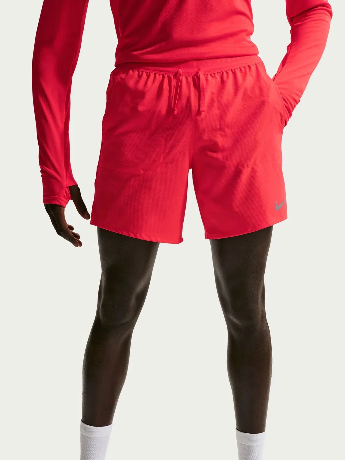 Шорты беговые Dri-FIT Stride Nike, красные