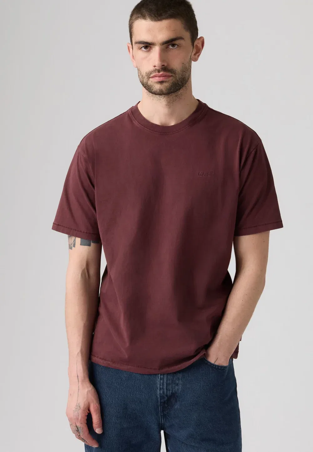 Винтажная футболка - базовая футболка Levi'S, Garment Dye Vineyard Wine — фото 3