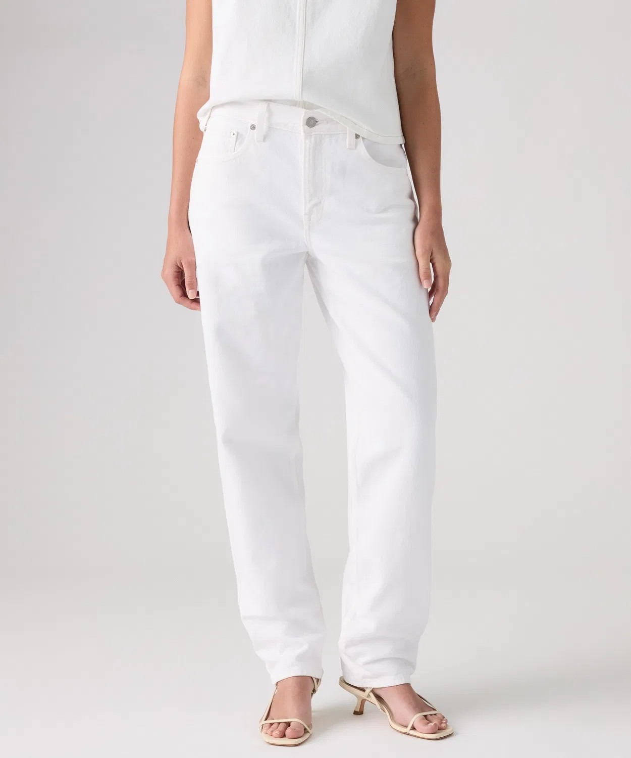 Женские джинсы свободного кроя с зауженным низом Loose Taper Levi's, White