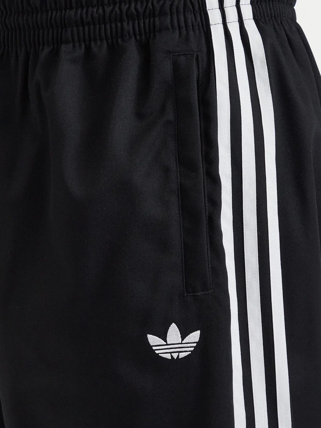 Мужские спортивные шорты стандартного кроя Adicolor Sst Adidas, черный — фото 4