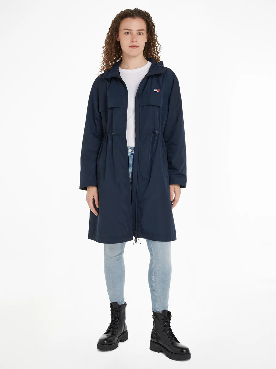 

Ветровка Tommy Jeans "TJW CHICAGO WAISTED COAT EXT", с капюшоном, с фирменным лейблом Tommy Jeans, синий