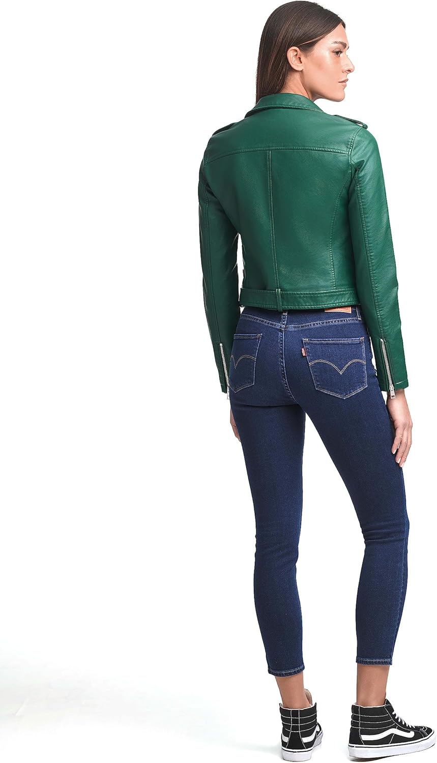 Женская куртка-косуха Levi's из искусственной кожи с поясом, зеленый — фото 4