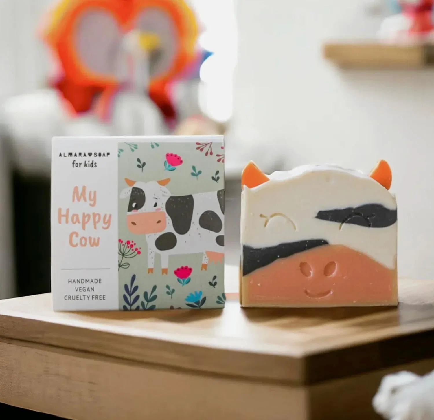 Детское мыло ручной работы My Happy Cow с ароматом яблока Almara Soap, 100 г — фото 3