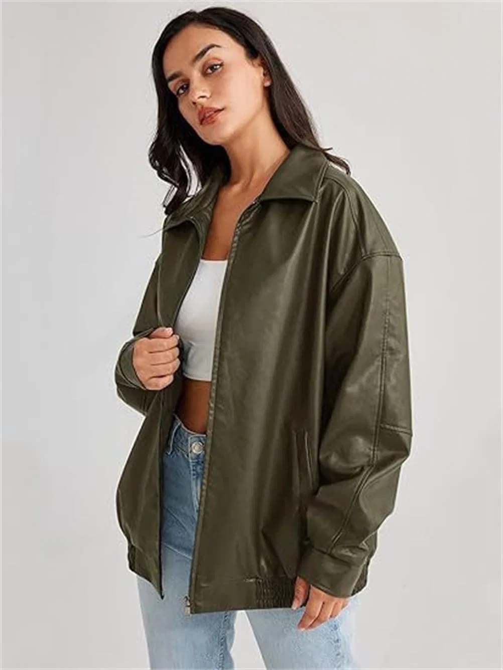 Женская куртка из искусственной кожи с принтом Oversized Leather Jackets, green — фото 2