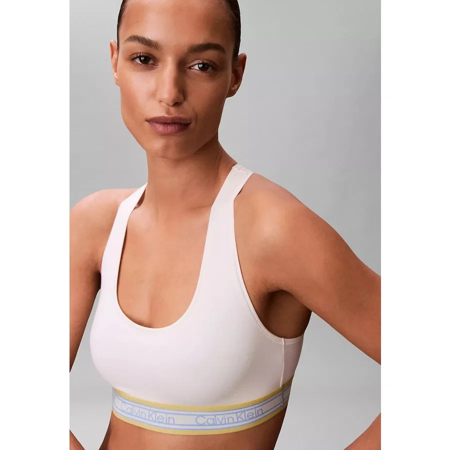Женский спортивный бюстгальтер с логотипом и эластичным поясом, Calvin Klein, Белый — фото 4
