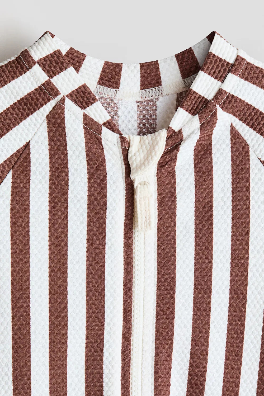 Купальник с защитой от ультрафиолета UPF 50 H&M, Braun/Weiß Gestreift — фото 2