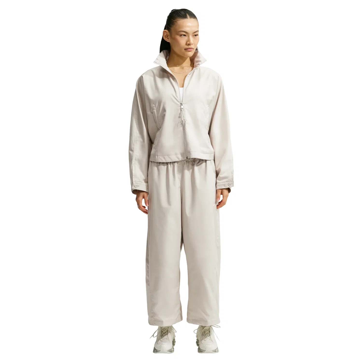 Женская куртка Sportswear Windbreaker Jacket Loose Fit Asia Sizing 'Light Bone Heather' Nike, Light Bone/Heather — фото 3