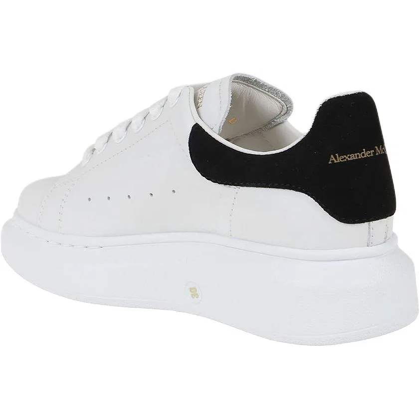 Детские кроссовки для скейтбординга с широким профилем Alexander McQueen Oversized Sneaker, Black White — фото 4