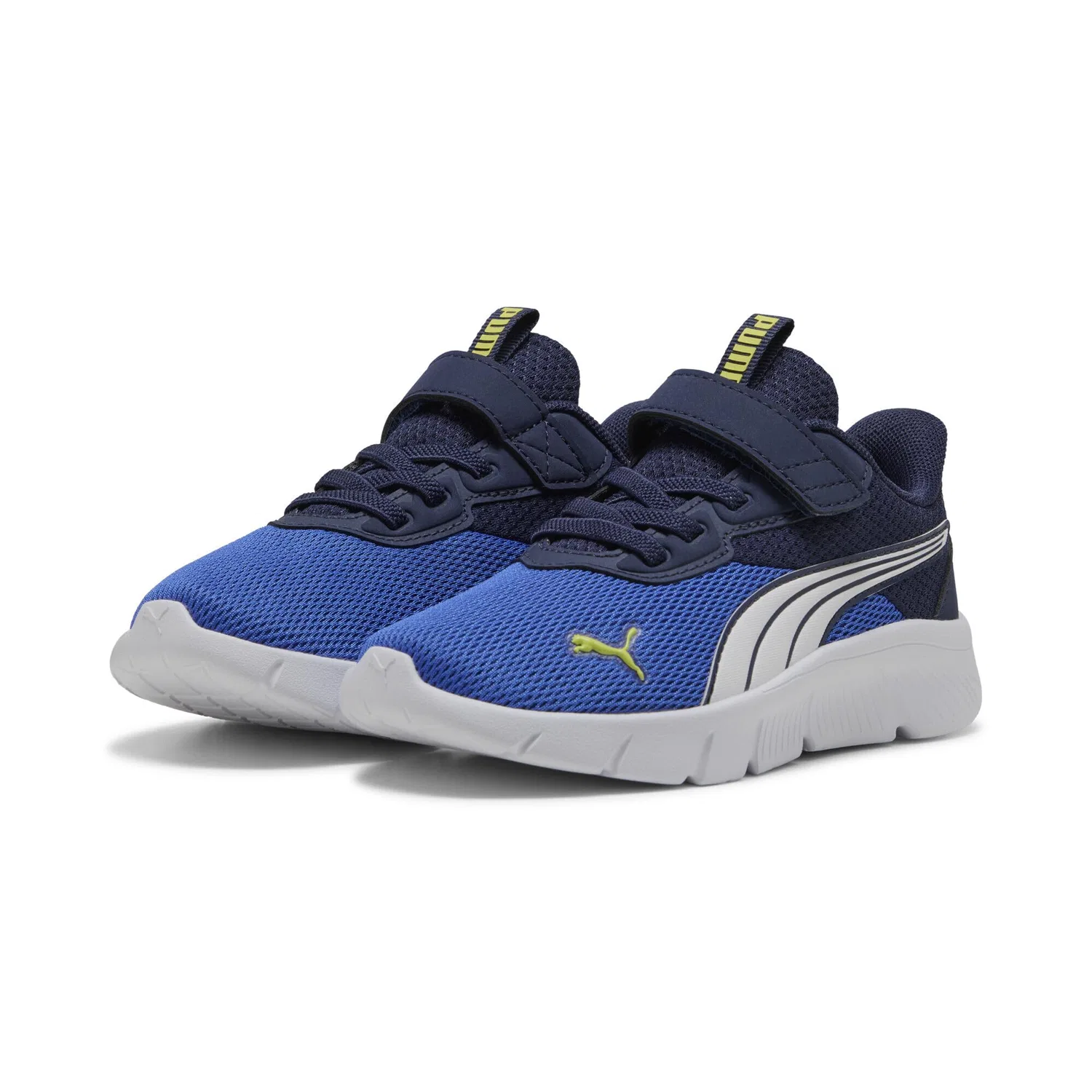 Детские кроссовки для мальчиков гибкие PUMA FlexFocus Modern, Vivid Blue White — фото 2