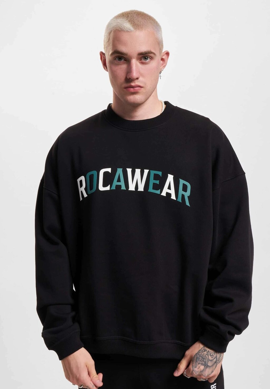 

Толстовка SCHOOL Rocawear, цвет black