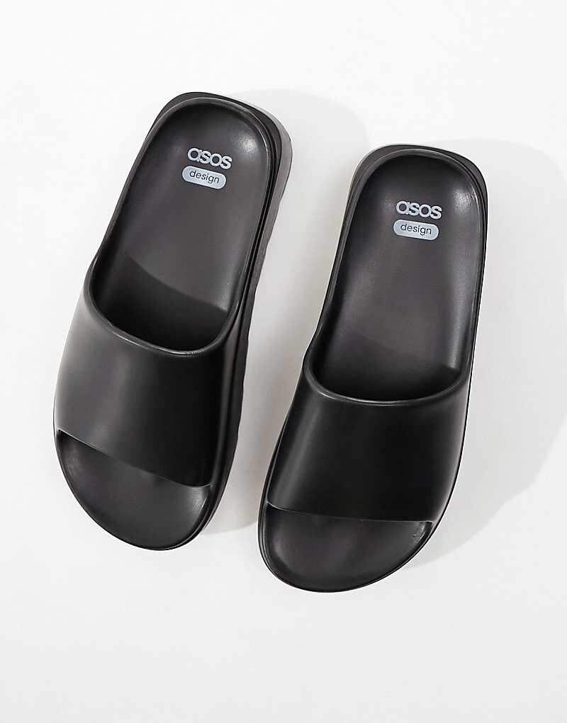 

ASOS DESIGN Wide Fit – Freedom – Черные шлепанцы на толстой плоской платформе
