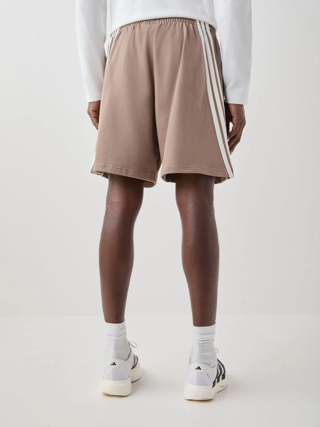 Шорты повседневные adidas Light Brown Kit 3-Stripes, светло-коричневый — фото 3