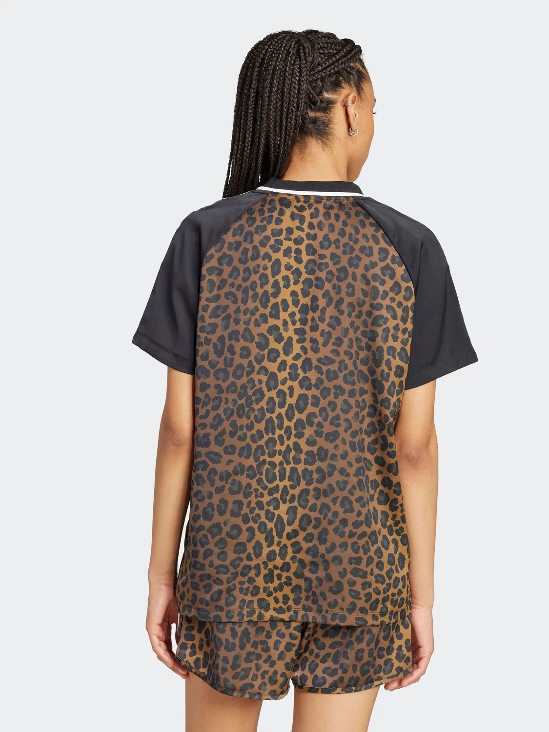 Футболка с принтом adidas Originals Animal Print Satin Football Inspired, Animal — фото 2