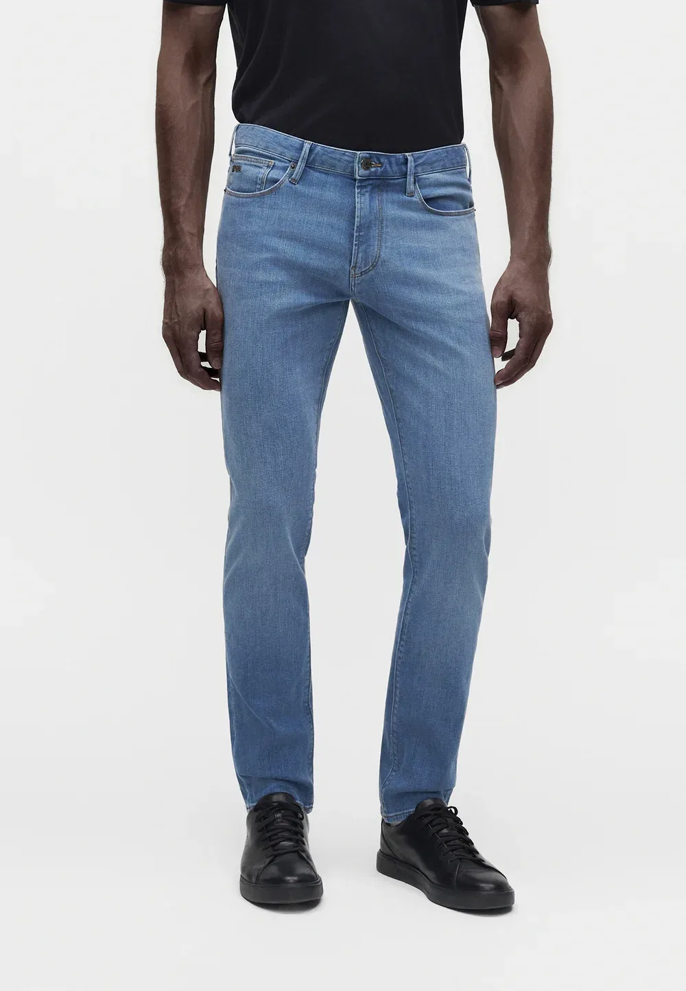 Брюки с карманами - джинсы зауженного кроя Emporio Armani, Light Blue Denim