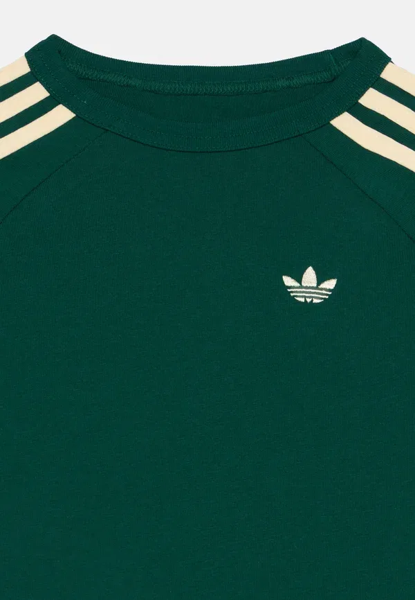 Детский комплект унисекс - шорты Adidas Originals, зеленый — фото 4