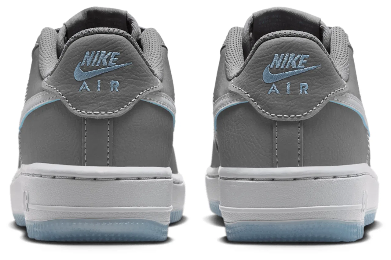 Кроссовки для мальчиков Air Force 1 SE Nike, цвет Pencil Point/Wolf Grey/Work Blue — фото 3