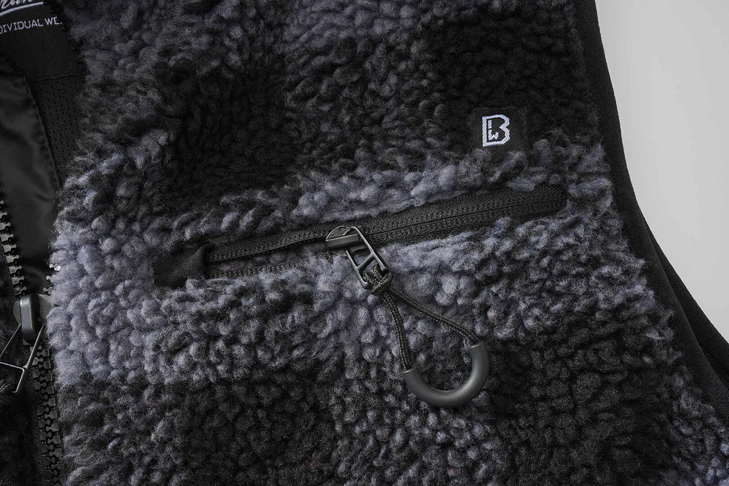 Жилет утепленный Brandit Teddyfleece Weste S черно-серый, Schwarz/Grau — фото 3
