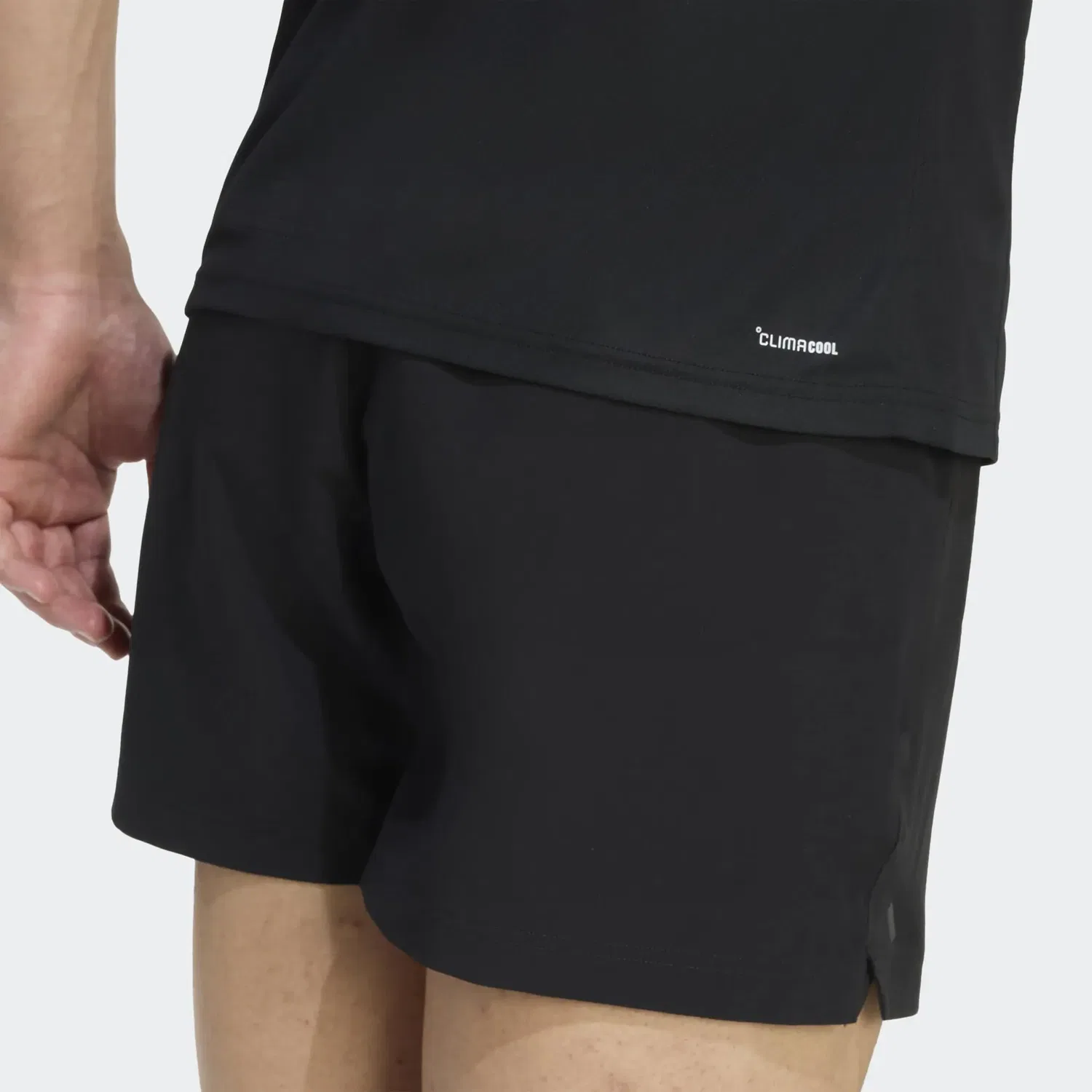 Мужское поло с влагоотводящей технологией WORKOUT ESSENTIALS BASE Adidas Performance, Black — фото 4