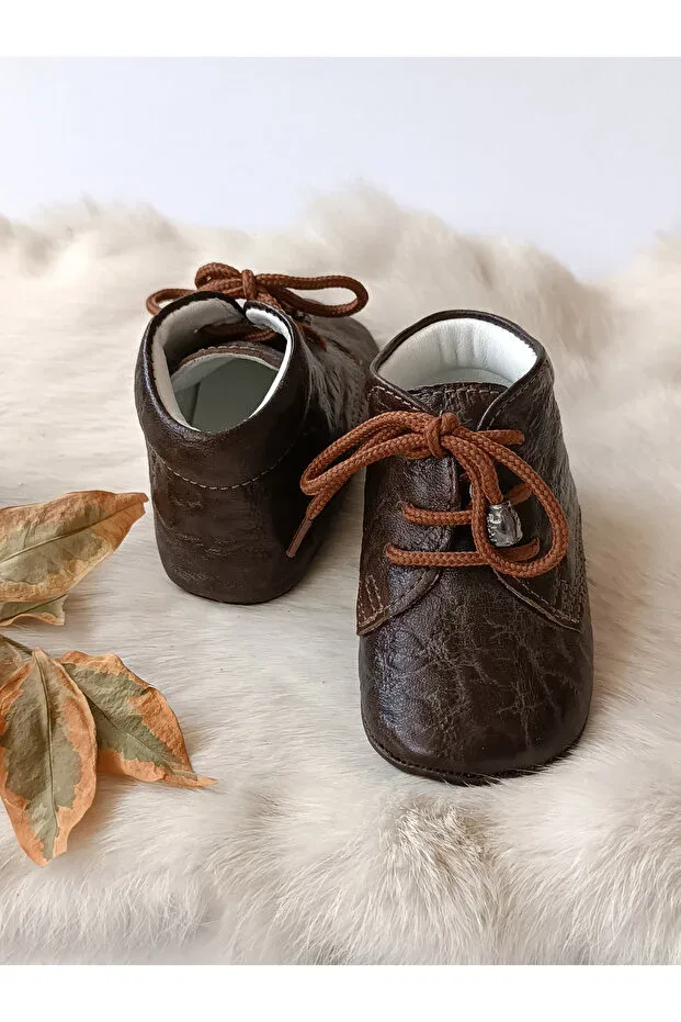 Детские пинетки из натуральной кожи с тиснением Hodore, Embossed Coffee — фото 4