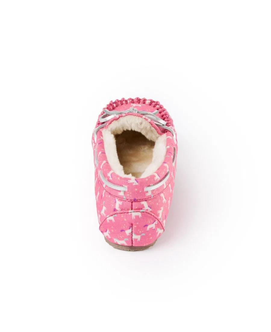 Детские мокасины-тапочки с принтом единорога Minnetonka, Hot Pink Multi — фото 3