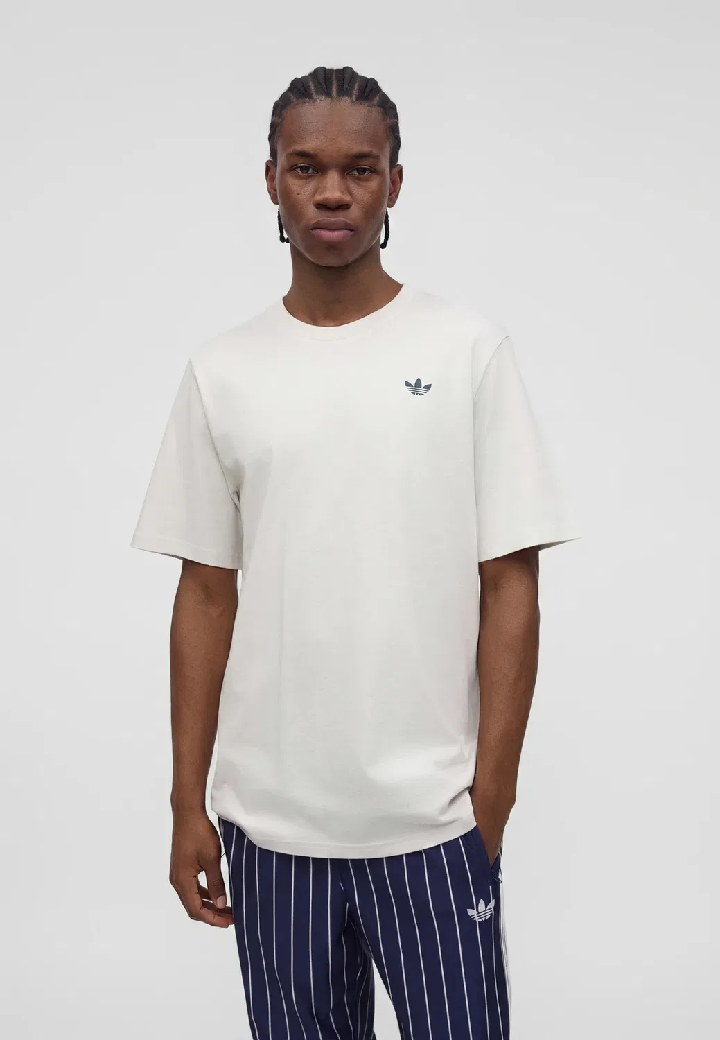 Футболка с камуфляжным логотипом для скейтбординга - футболка с принтом Adidas Originals, Orbit Grey — фото 4