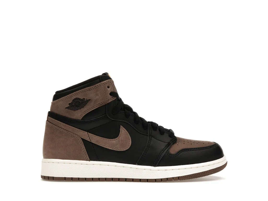 Детские кроссовки высокие с замшевыми накладками Jordan 1 Retro High OG, Black/Metallic Gold/Palomino/Sail