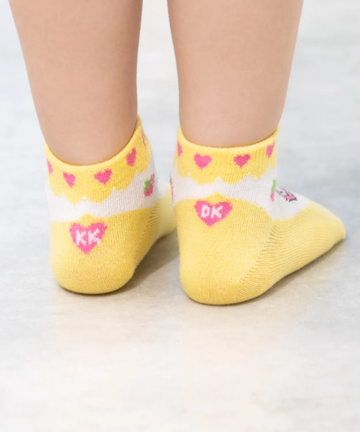 Детские носки с принтом Памперс-стиль, модель с Докин-тян и Кокин-тян ANPANMAN KIDS COLLECTION, Pink — фото 2