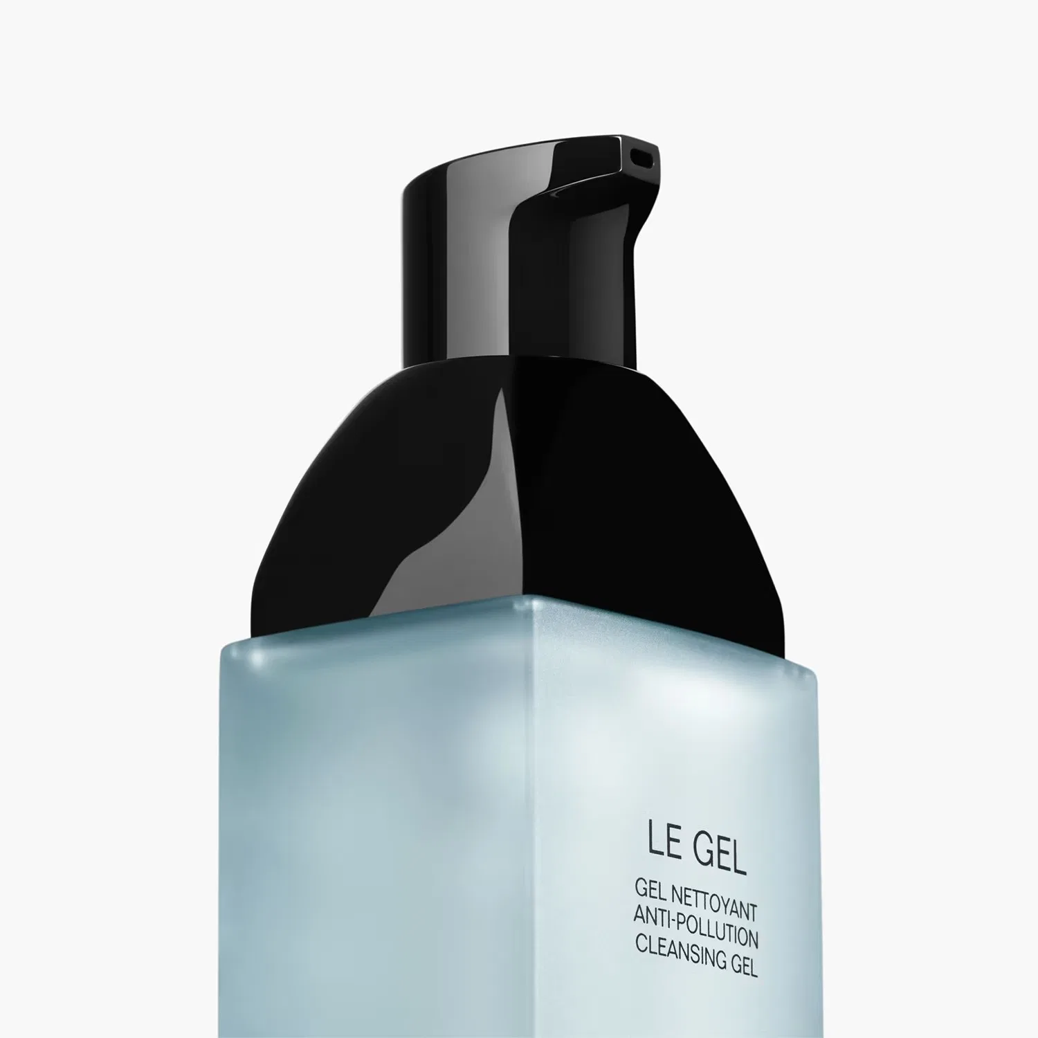 Очищающий гель для умывания 150 мл LE GEL CHANEL — фото 2