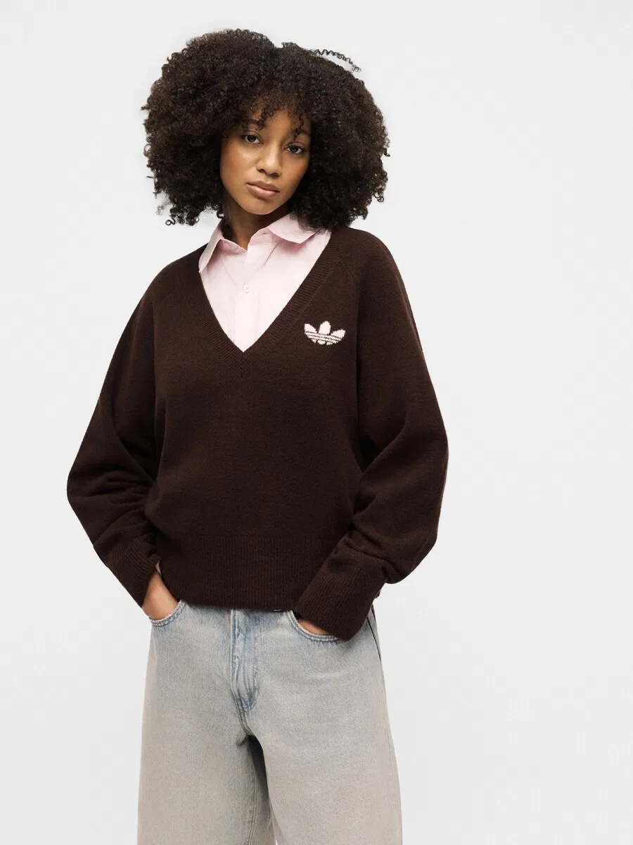 Свитер ADIDAS ORIGINALS 'ESSENTIALS' коричневого цвета — фото 4