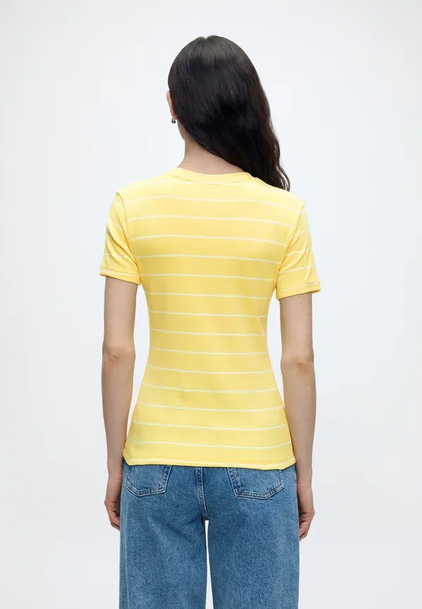 Футболка с принтом Slim cody Tommy Hilfiger, Citronella, Ecru, экрю — фото 3