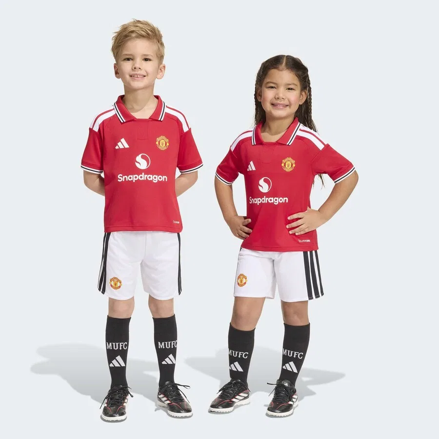Спортивный костюм ADIDAS PERFORMANCE «Манчестер Юнайтед 26/27» красного цвета — фото 4