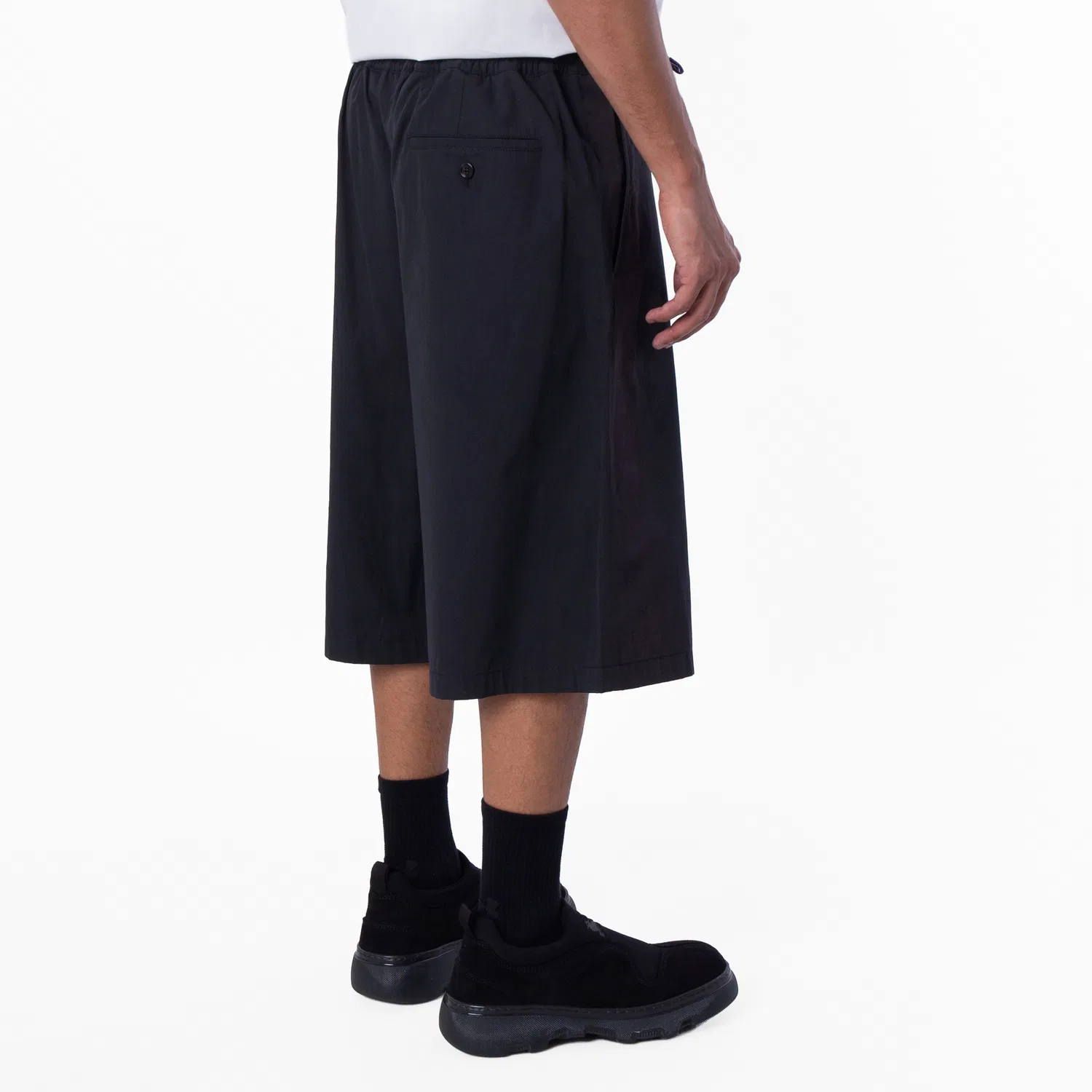 Шорты классические из хлопкового микса Cotton-Blend Tailored Shorts Burberry, Black — фото 3