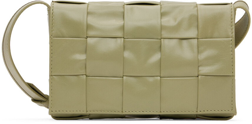 

Зеленая маленькая сумка-кассета Bottega Veneta, цвет Travertine/Silver