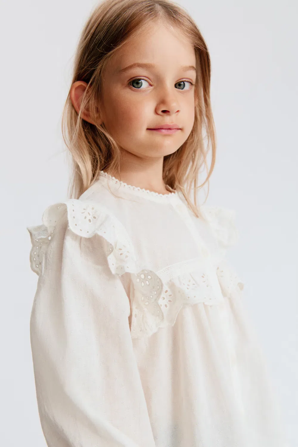 Хлопковая блузка с оборкой H&M, Elfenbein — фото 2